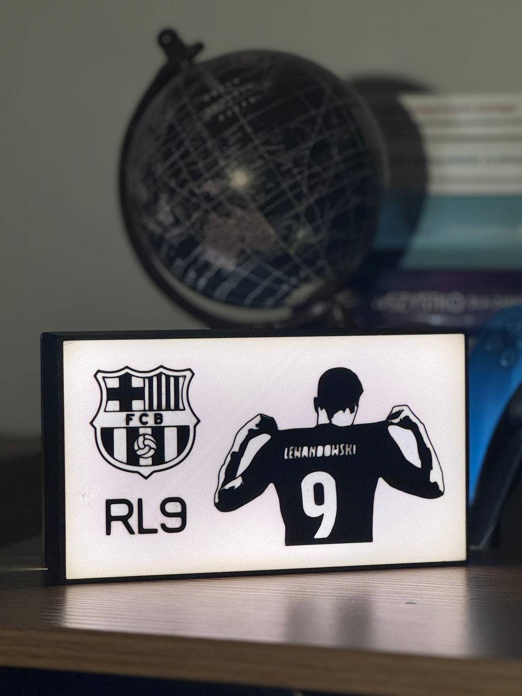 LIGHTBOX Robert Lewandowski