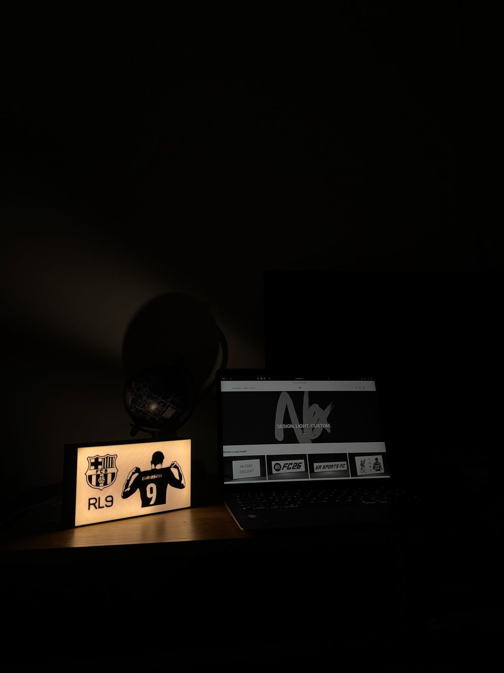 LIGHTBOX Robert Lewandowski